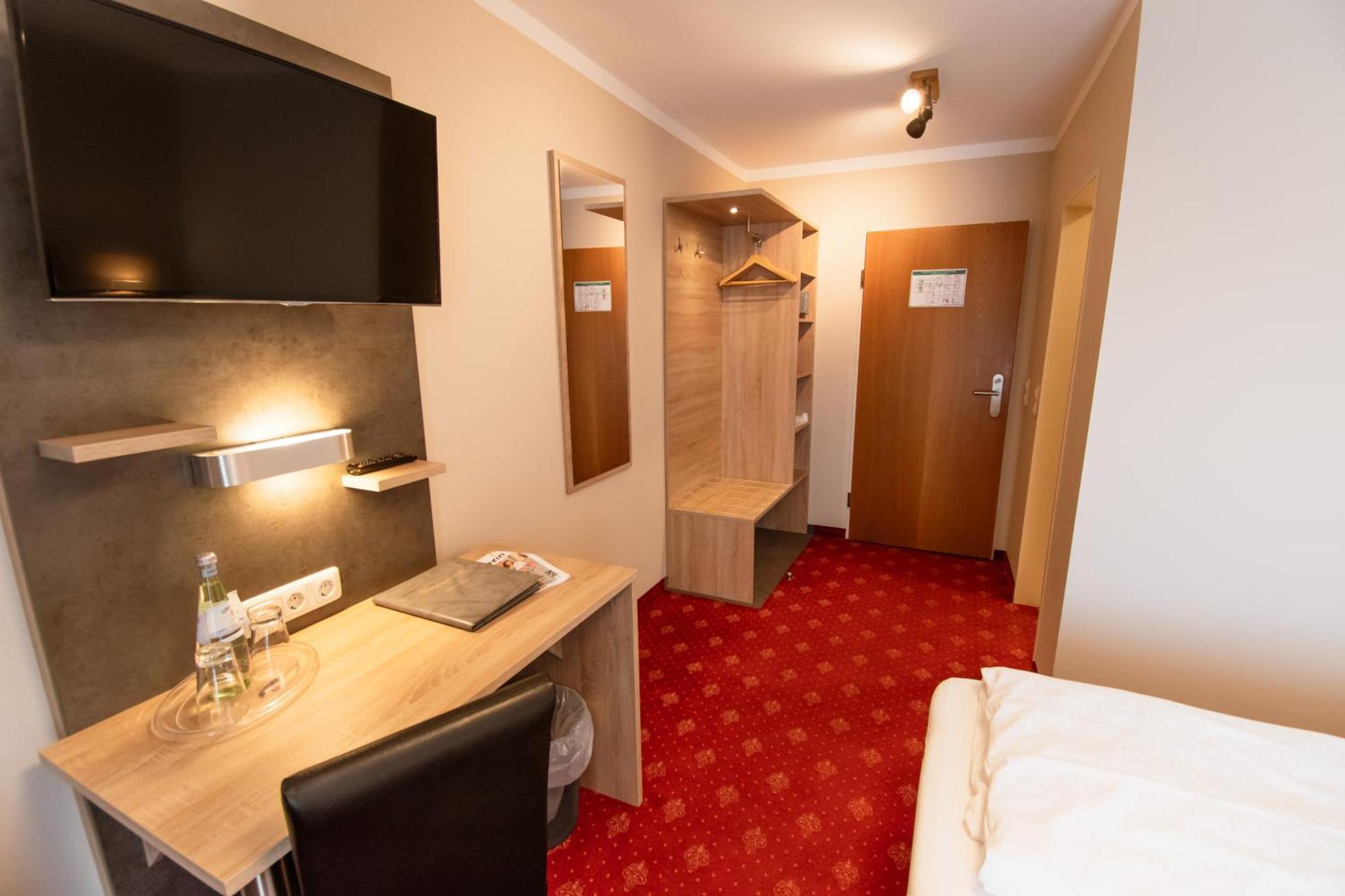 Hotel Pockinger Hof 외부 사진